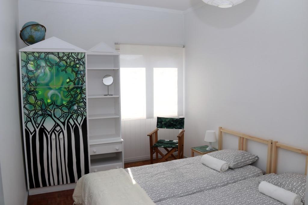 Peniche Housing | Tree The Company Apartment Ruang foto